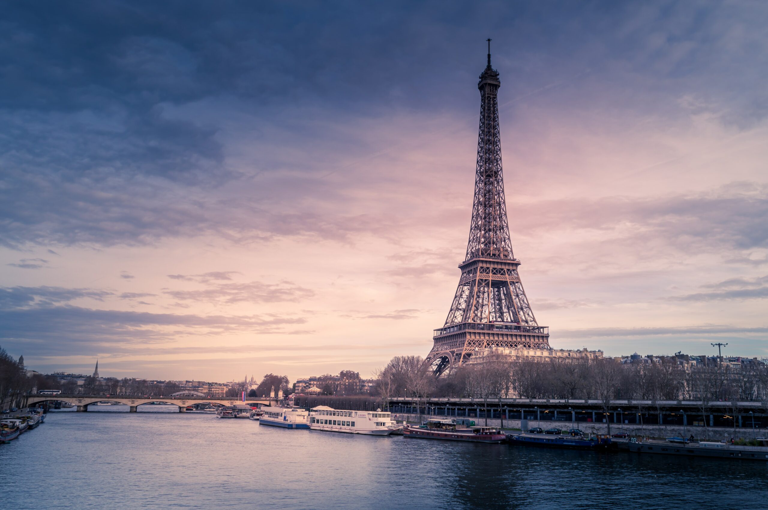 Paris Two-Week Itinerary: Travel Guide