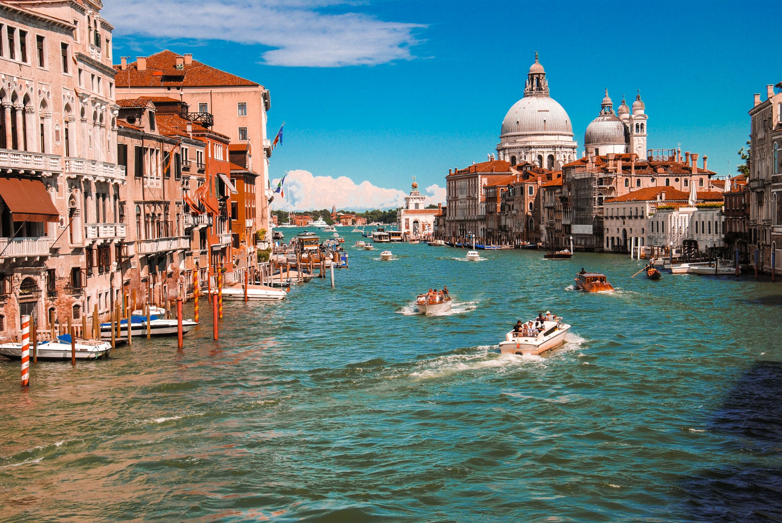 The Top 10 Must-See Destinations in Italy